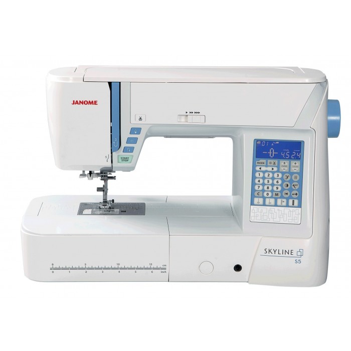 Janome Skyline S3 - Electronic Sewing Machine