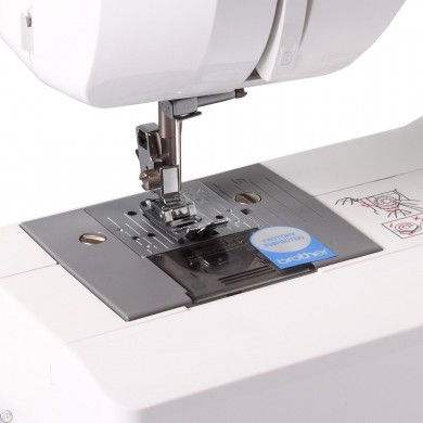 Brother Sewing Machine XN1700