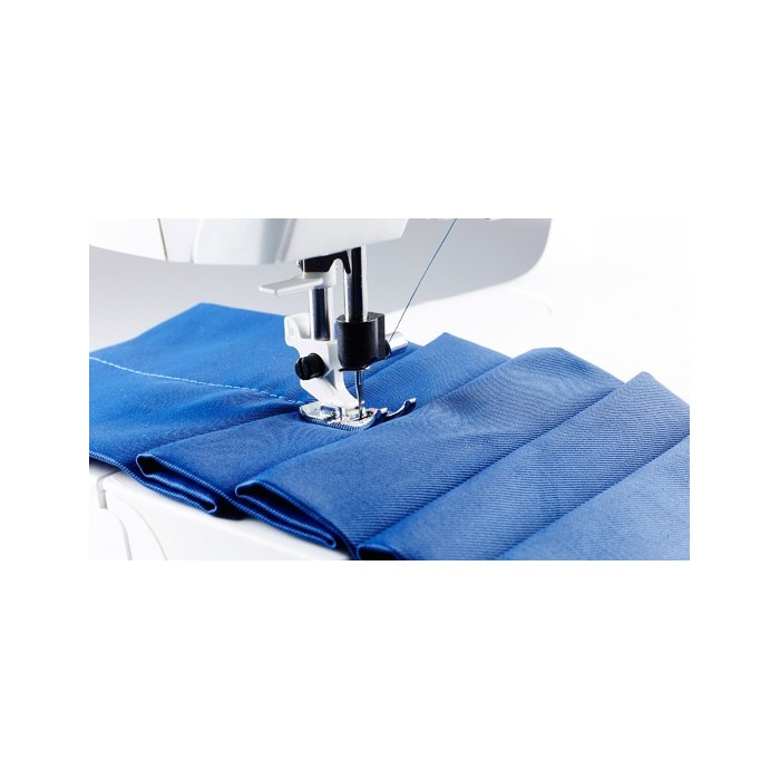 Cucire strati e tessuti spessi? Con Sapphire 930 si può!