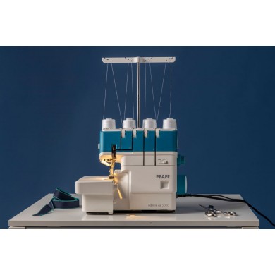 Pfaff Admire AIR 5000 Air Threading Overlock