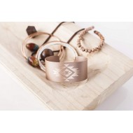 2 SHEETS OF SILVER METALLIZED FILM (SMOOTH AND WITH GLITTER...